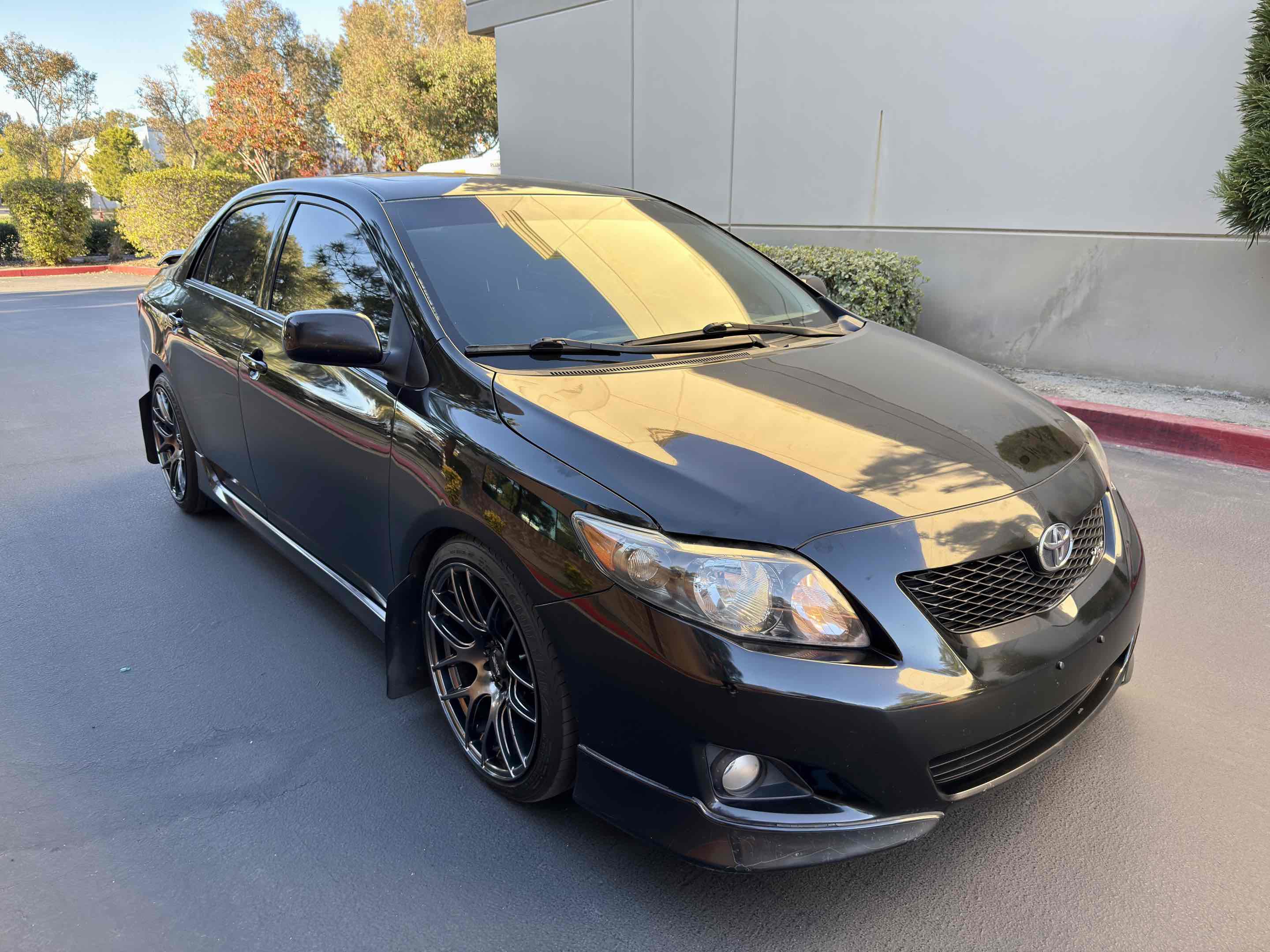 Used 2010 Toyota Corolla XRS image 7