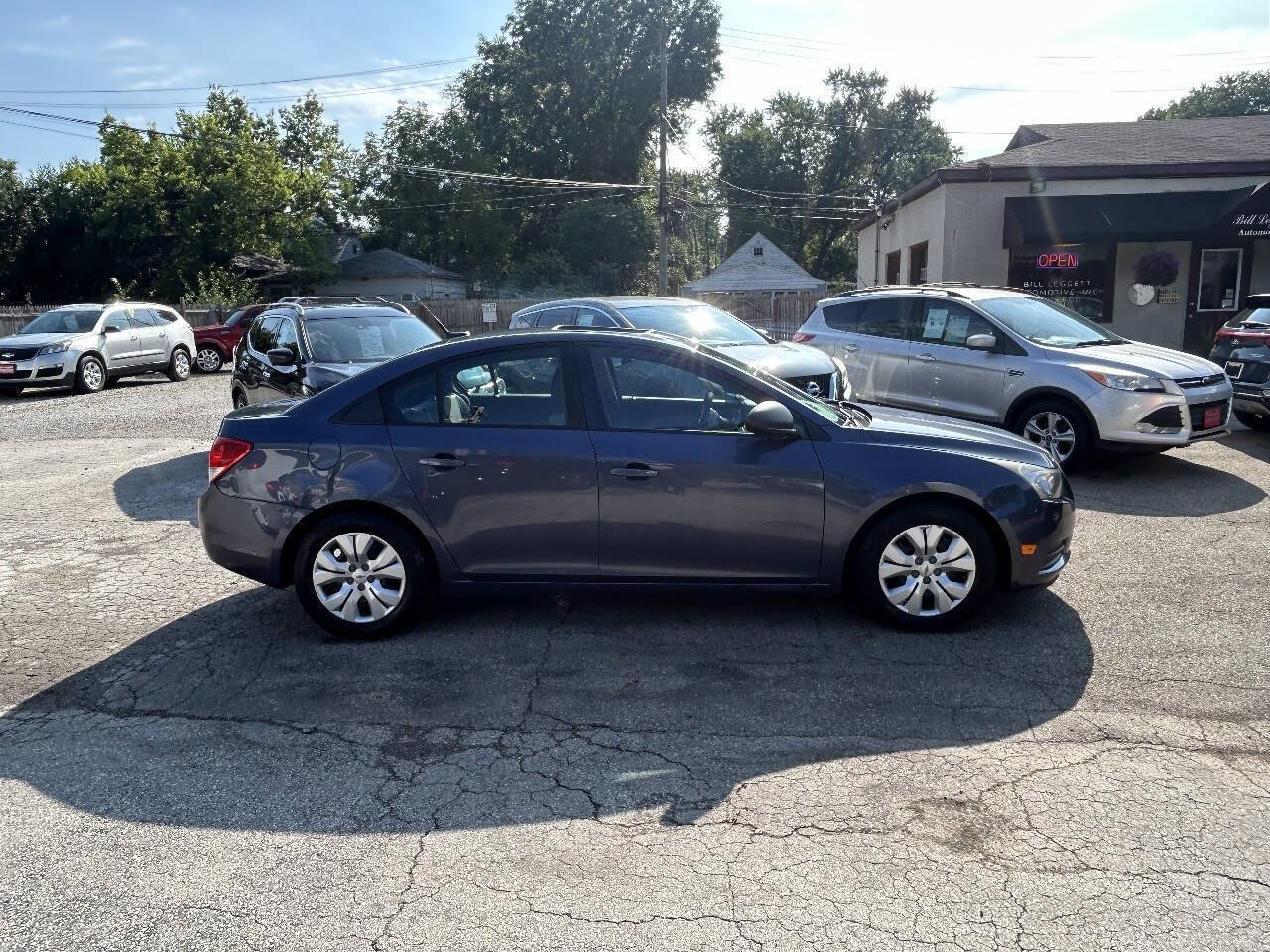 Used 2014 Chevrolet Cruze LS FWD image 13