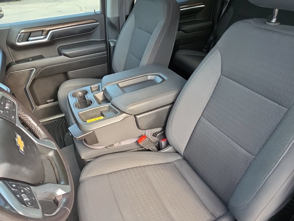 Certified 2022 Chevrolet Silverado 1500 LT AWD/4WD image 23