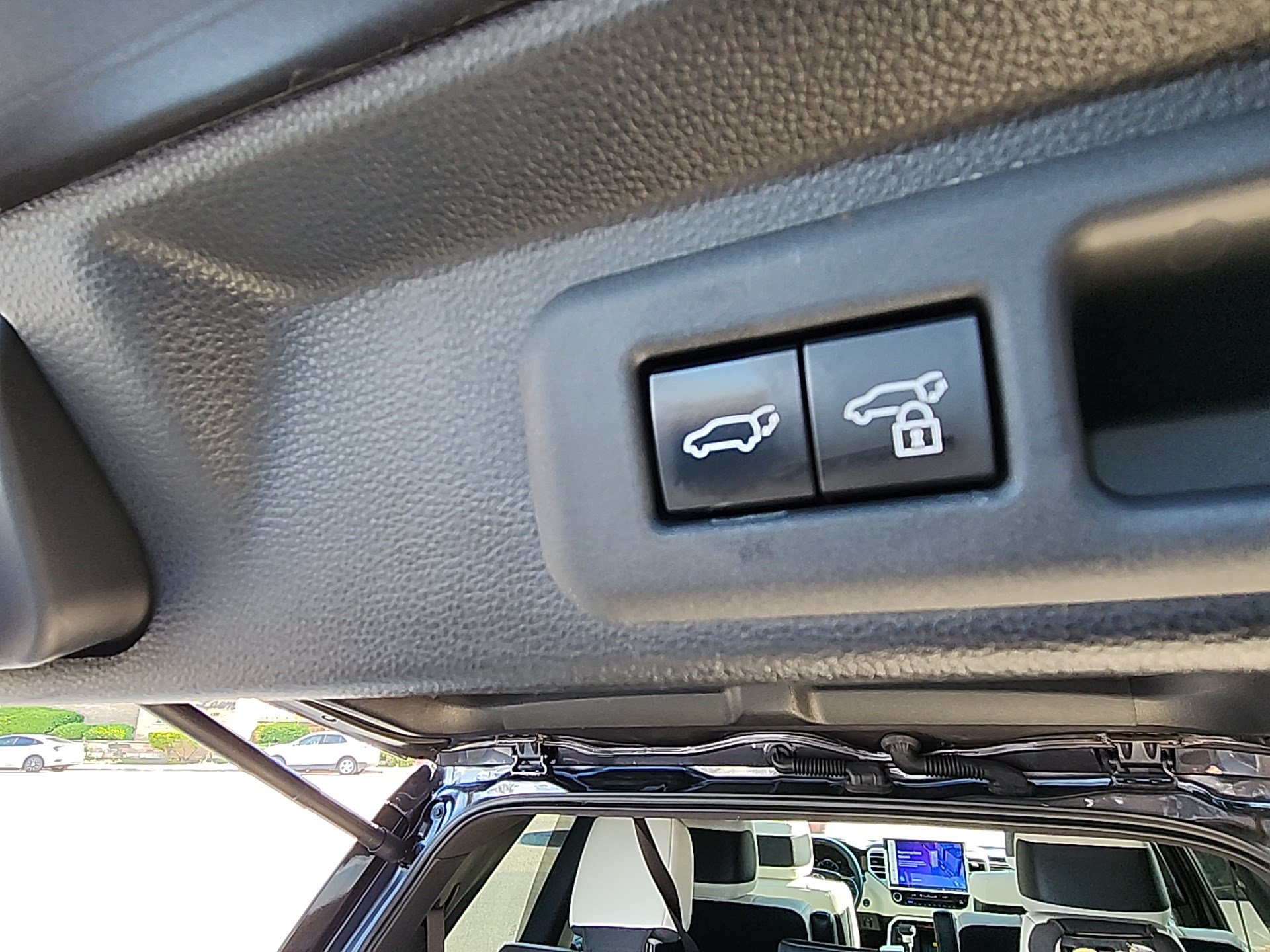 Used 2024 Toyota Sequoia Capstone AWD/4WD image 29