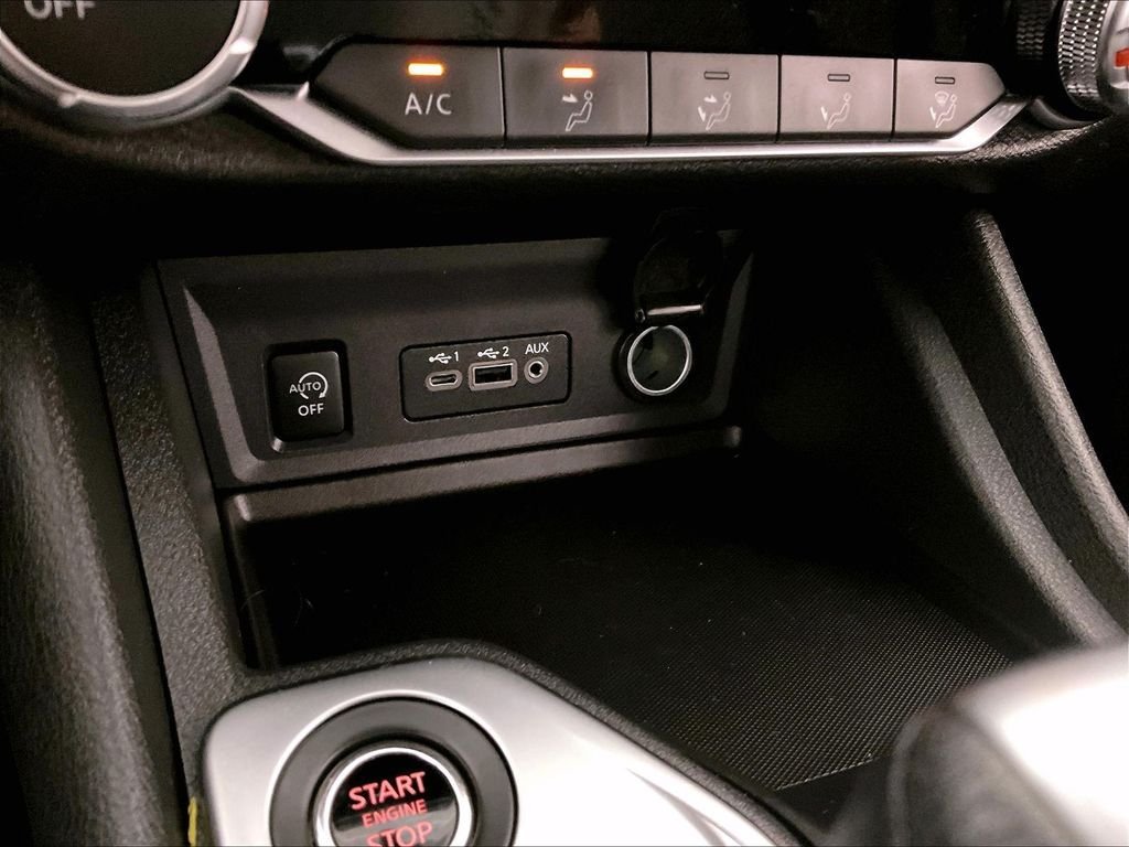 Certified 2024 Nissan Sentra SV FWD image 24