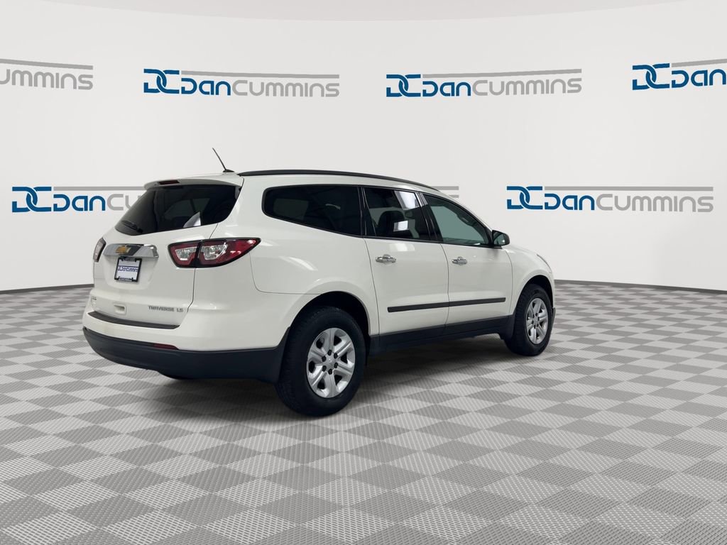 Used 2015 Chevrolet Traverse LS image 8
