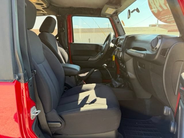 Used 2013 Jeep Wrangler Sport AWD/4WD image 9