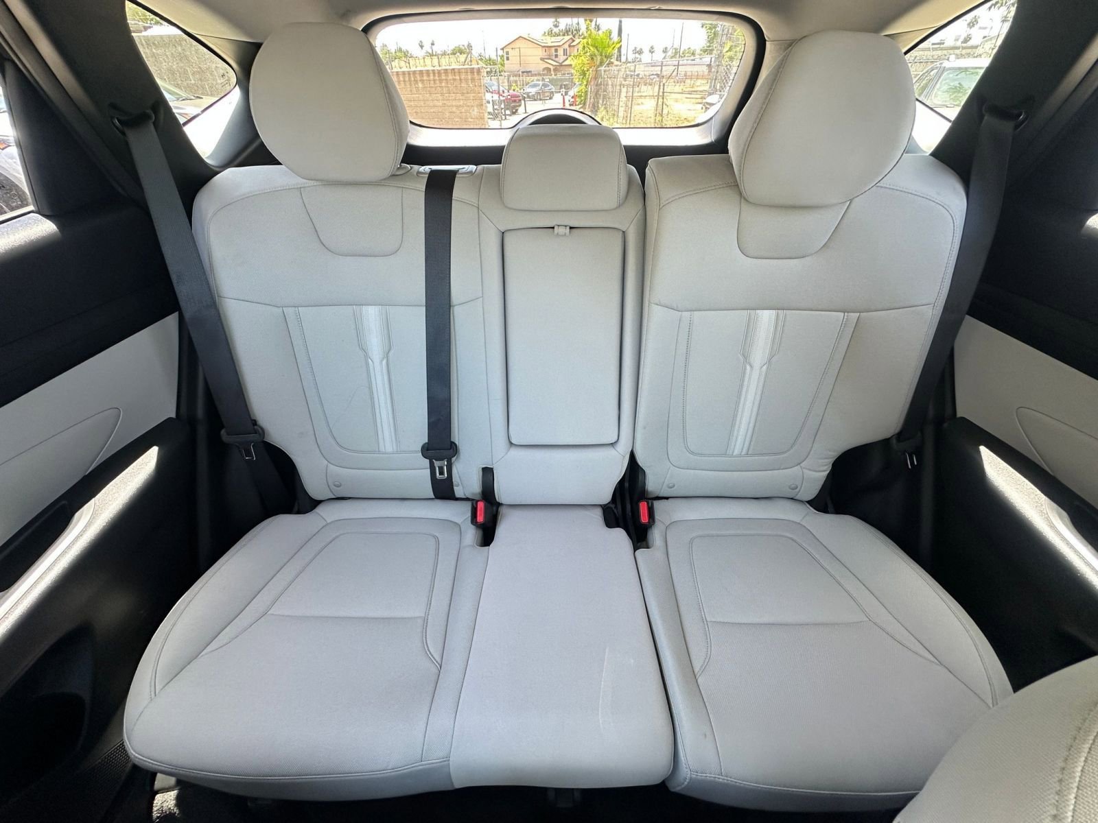 Used 2025 Hyundai Tucson SEL FWD image 40