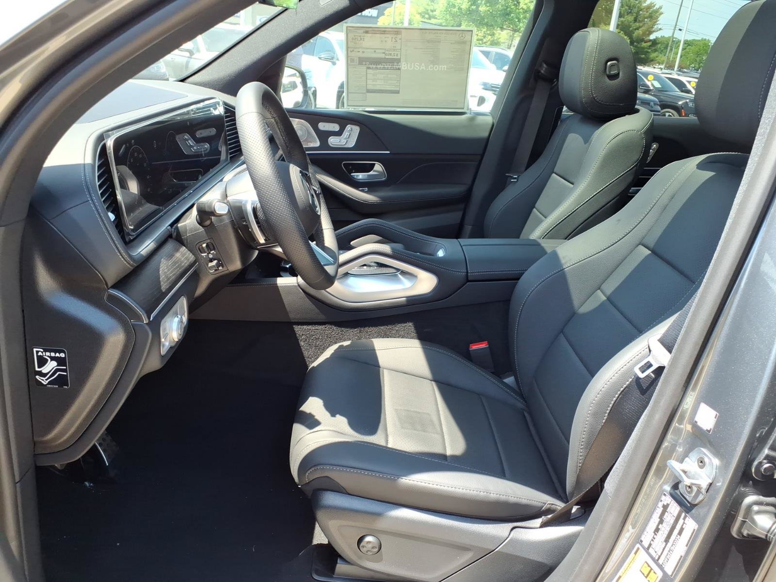 New 2026 Mercedes-Benz GLS 450 4MATIC image 4