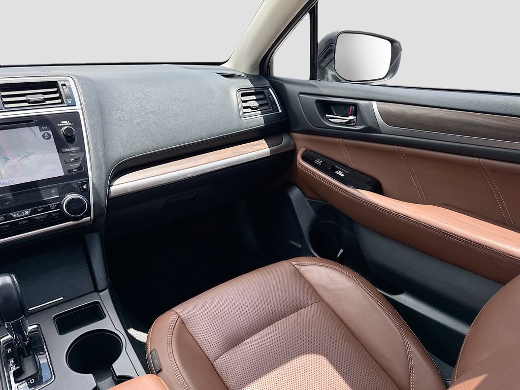Used 2019 Subaru Outback 2.5i Touring w/ Popular Package #3A AWD/4WD image 29