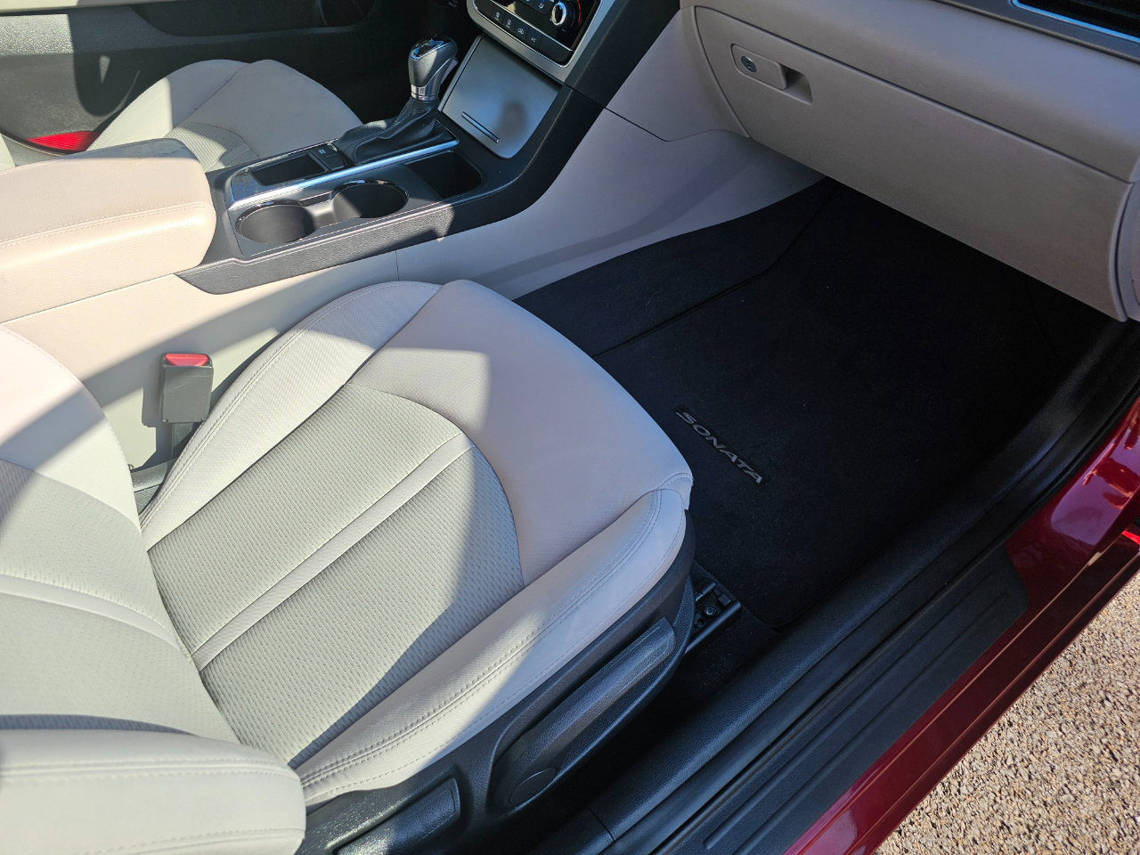 Used 2016 Hyundai Sonata SE image 17