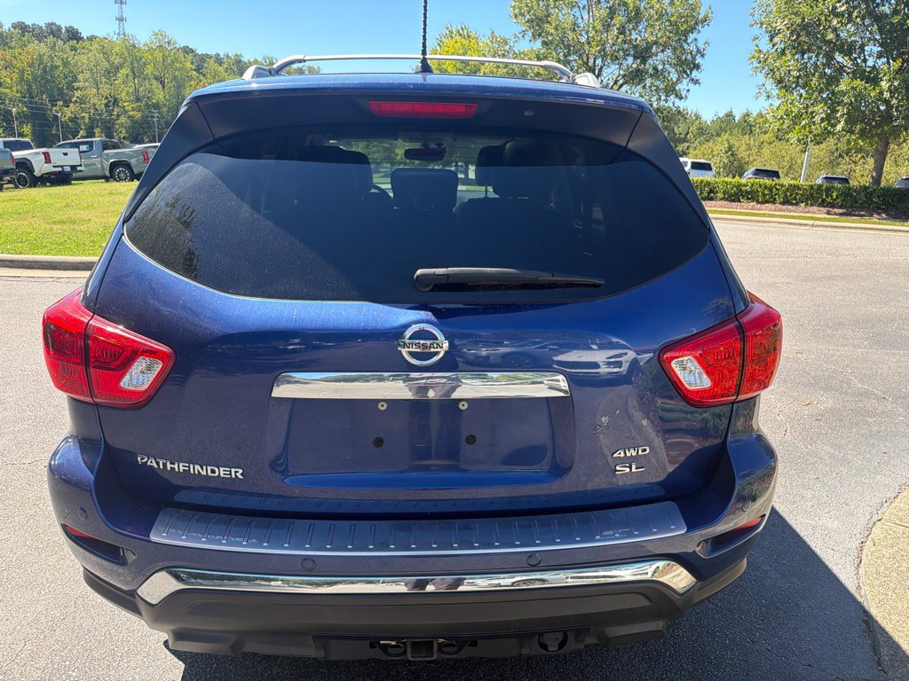 Used 2017 Nissan Pathfinder SL w/ SL Premium Package AWD/4WD image 6
