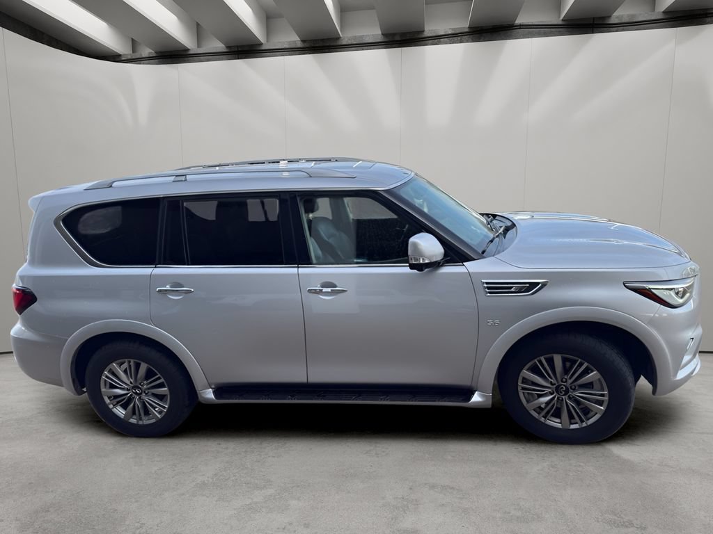 Used 2018 INFINITI QX80 4WD w/ Driver Assistance Package image 10