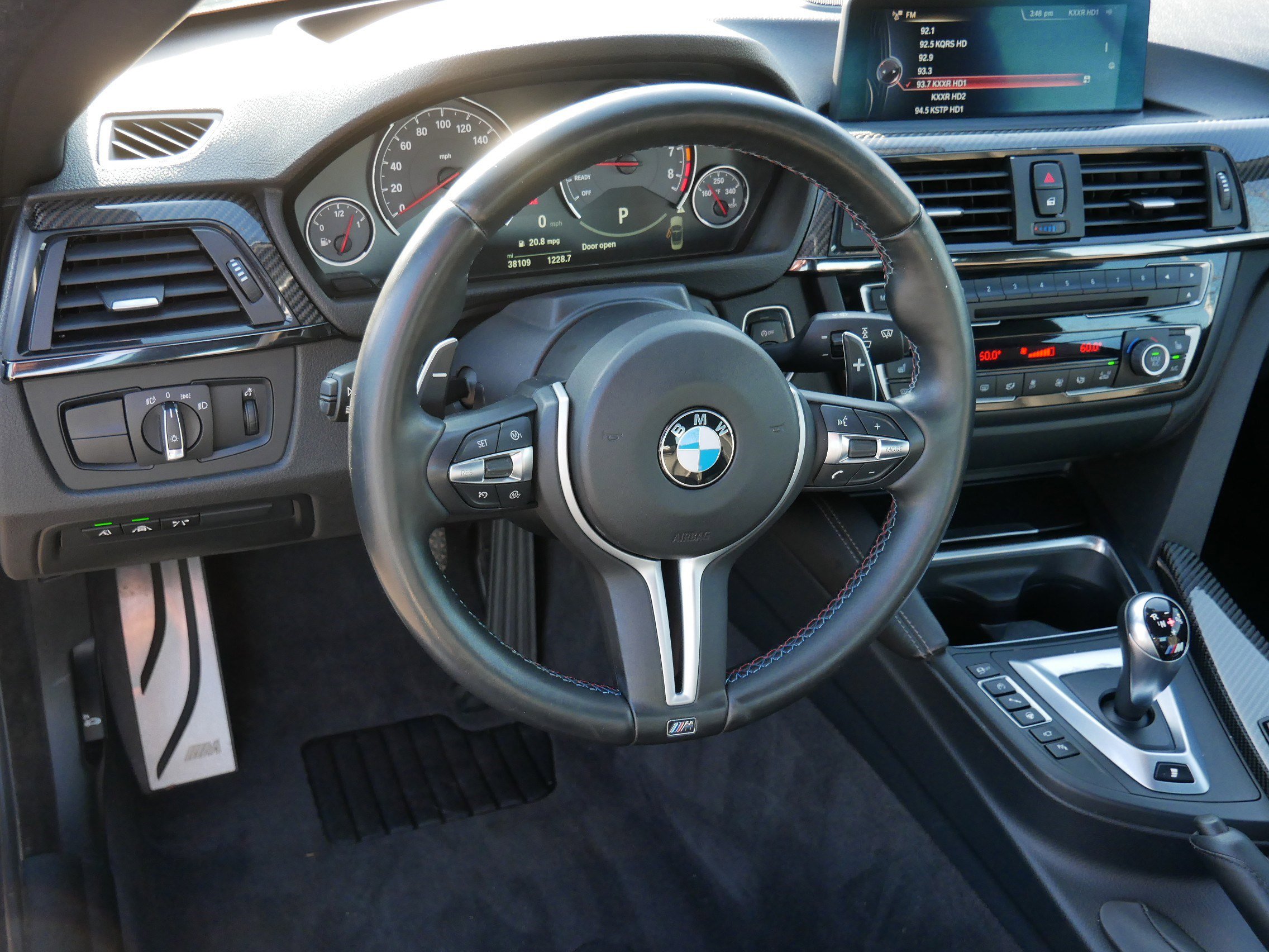 Used 2015 BMW M4 Convertible image 9