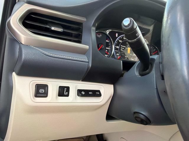 Used 2022 GMC Acadia Denali w/ Denali Technology Package AWD/4WD image 35