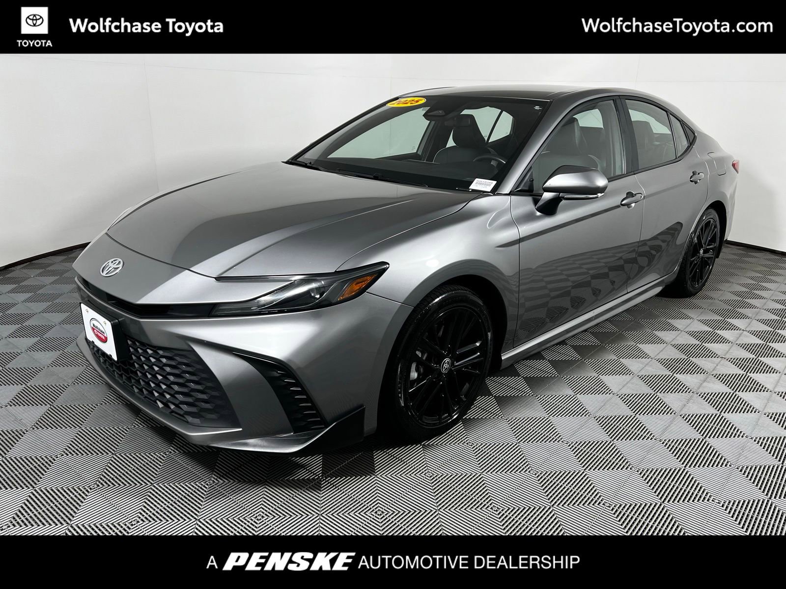 Used 2025 Toyota Camry SE