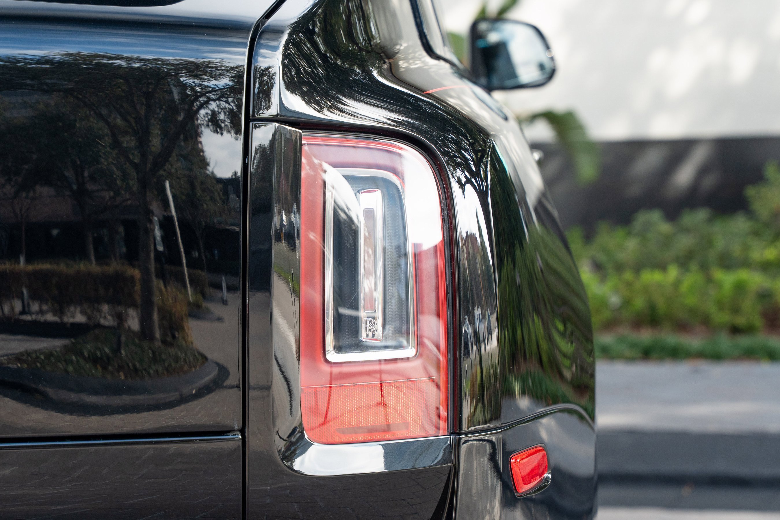 Certified 2024 Rolls-Royce Cullinan Black Badge image 54