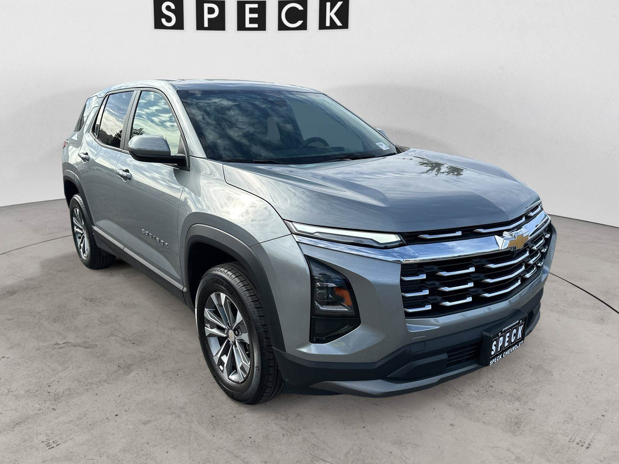 Used 2026 Chevrolet Equinox LT AWD/4WD image 7