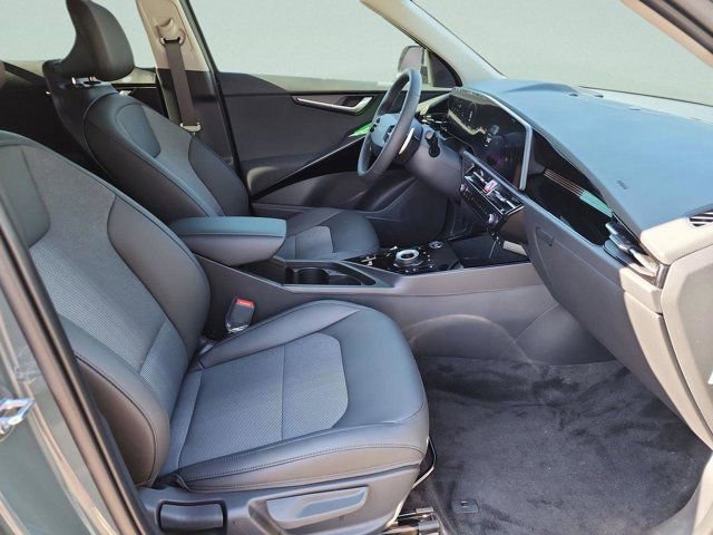 Used 2025 Kia Niro Wind w/ Wind Preserve Package FWD image 5