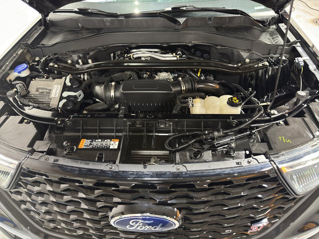 Used 2022 Ford Explorer ST w/ ST Street Pack AWD/4WD image 38