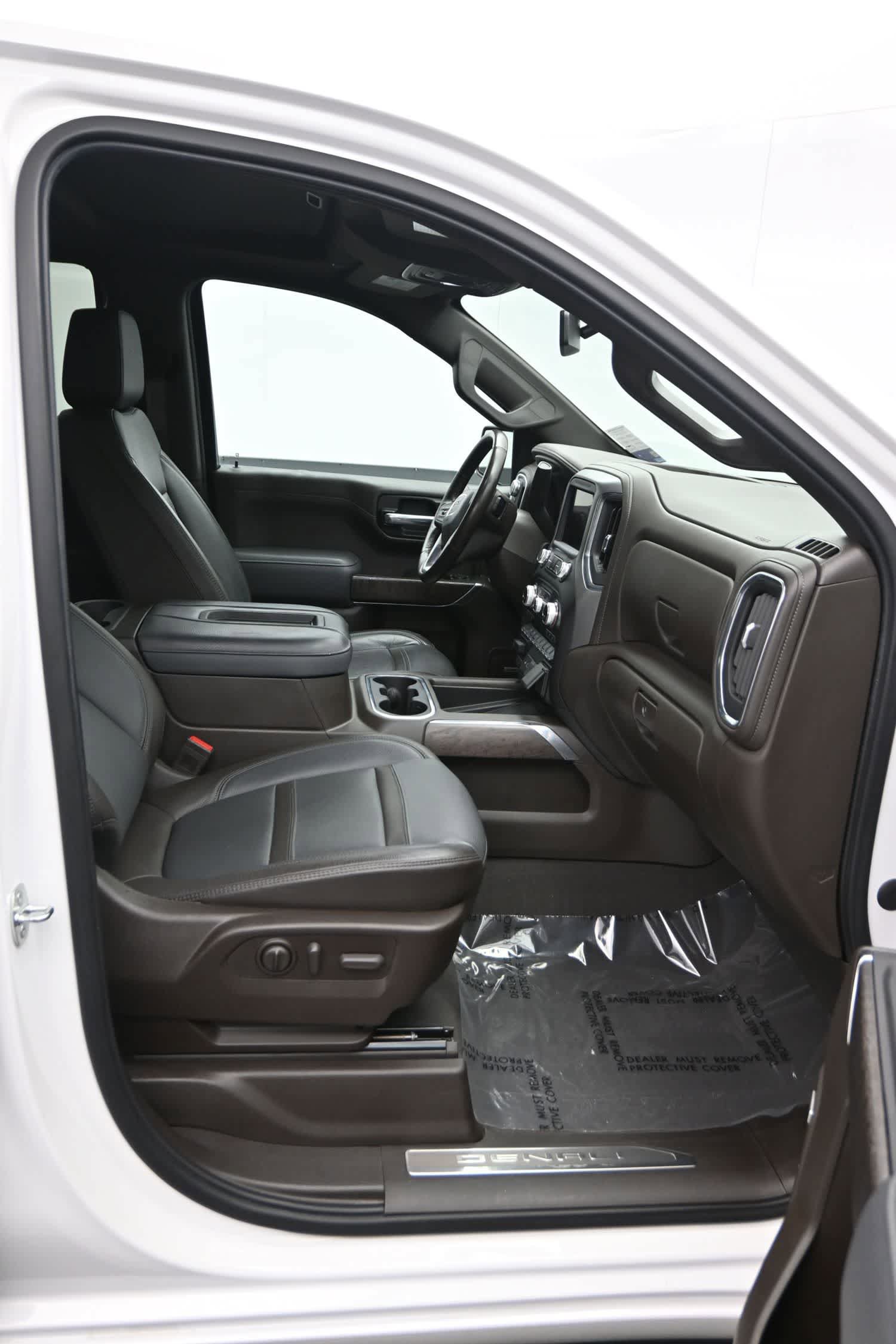 Used 2021 GMC Sierra 1500 Denali w/ Denali Premium Package AWD/4WD image 11