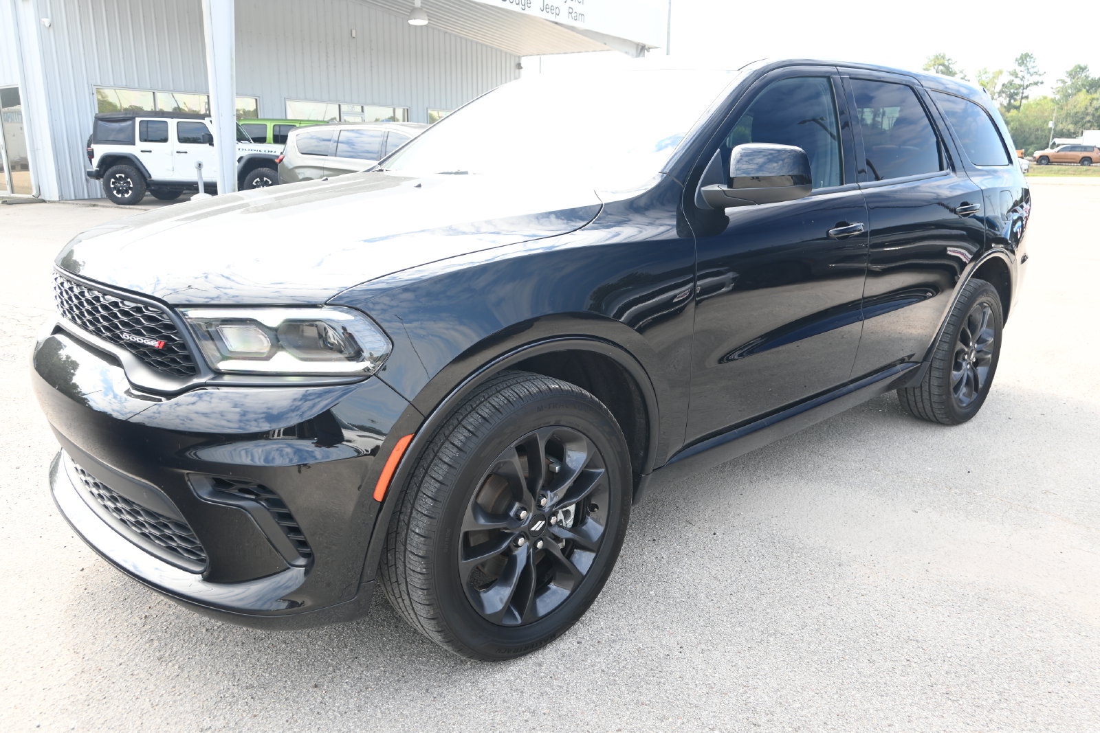 Used 2025 Dodge Durango GT AWD/4WD image 5