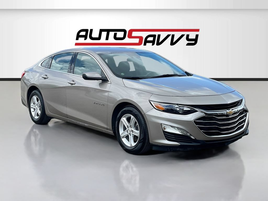 Used 2024 Chevrolet Malibu LS FWD image 1