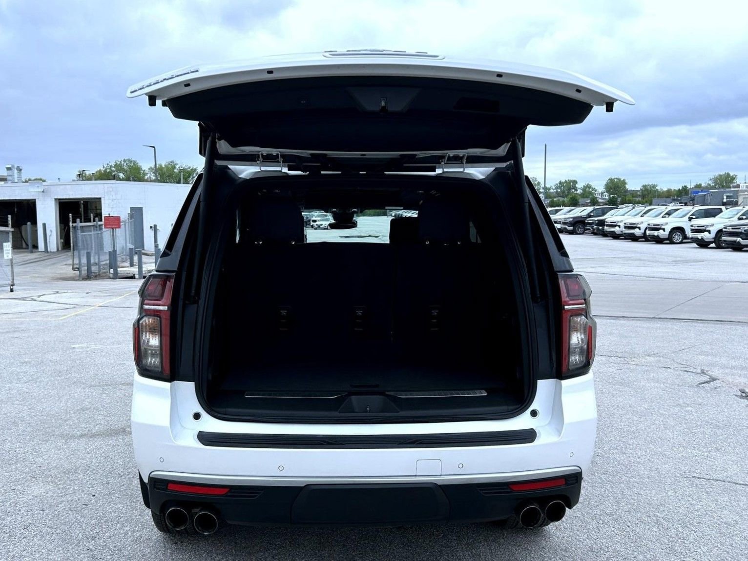 Certified 2024 Chevrolet Tahoe High Country w/ Max Trailering Package AWD/4WD image 23