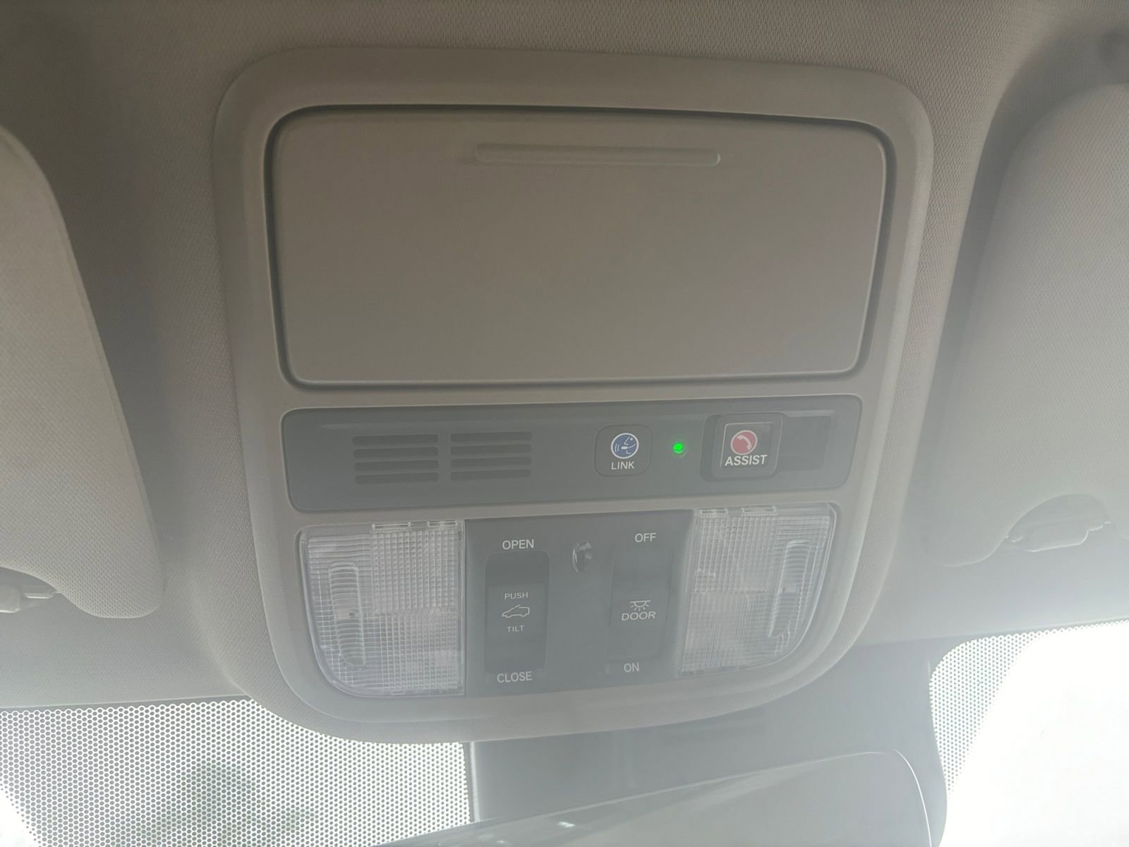 Used 2020 Honda Pilot Touring image 29