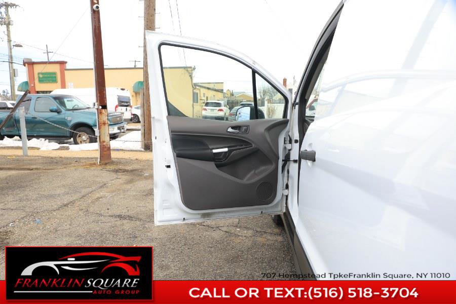 Used 2022 Ford Transit Connect XLT image 28