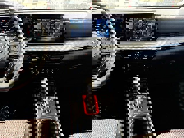 New 2026 Nissan Kicks SR w/ Cold Weather Package image 22