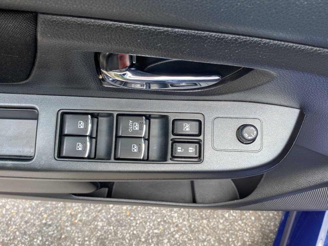 Used 2016 Subaru WRX Premium AWD/4WD image 16