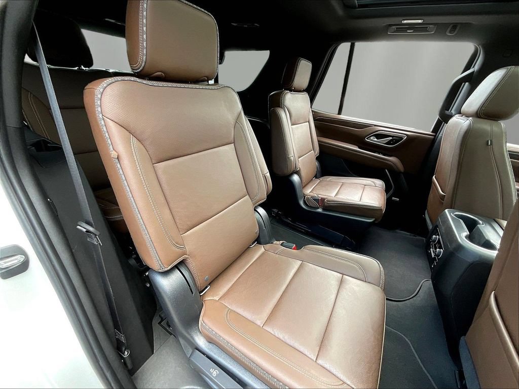 Used 2021 Chevrolet Tahoe High Country AWD/4WD image 26
