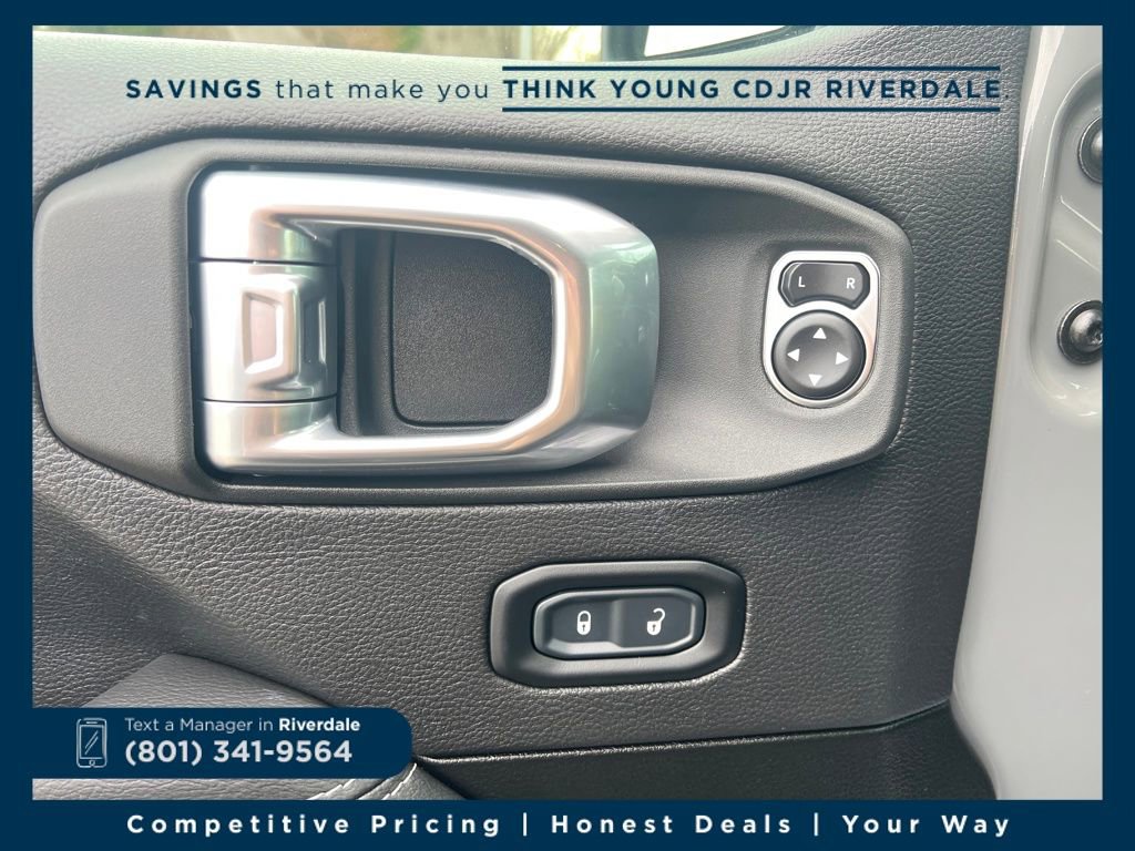 Used 2023 Jeep Wrangler Unlimited Sahara w/ Cold Weather Group image 11