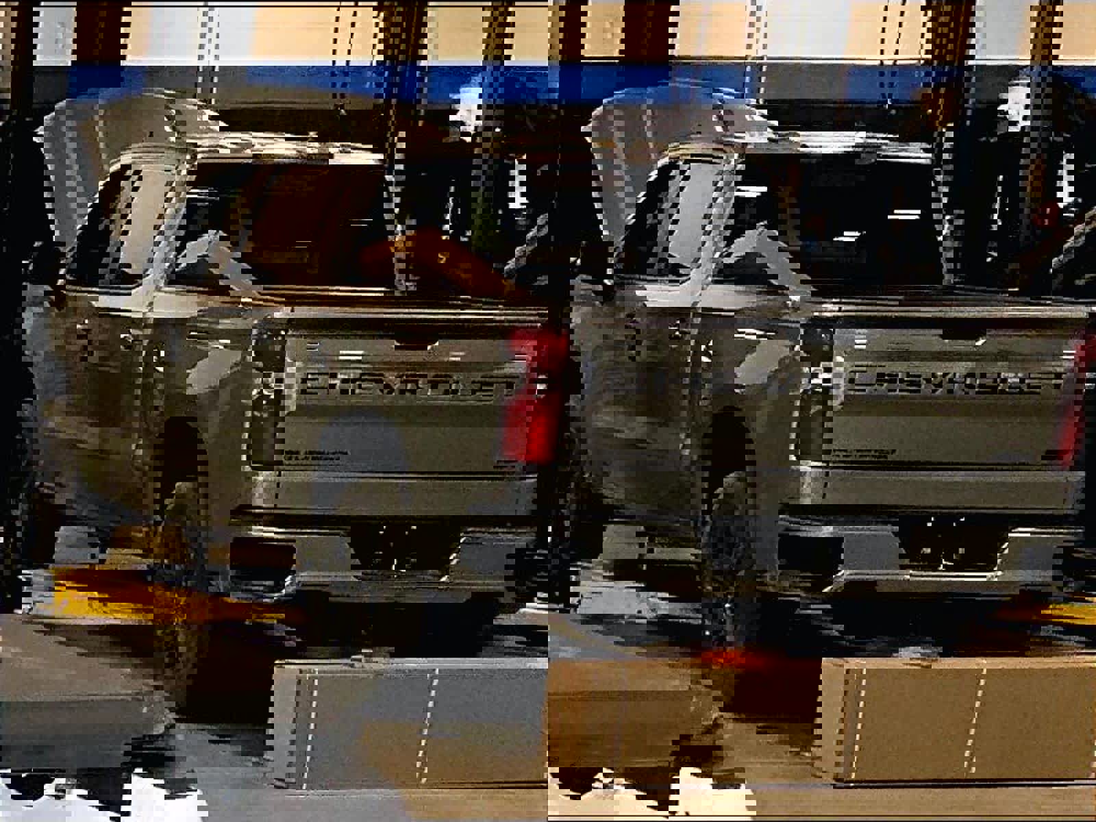 Used 2020 Chevrolet Silverado 1500 LT Trail Boss image 32