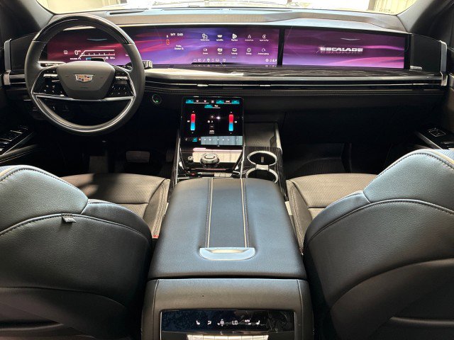 Used 2025 Cadillac Escalade ESV Sport w/ LPO, Floor Liner Package image 10