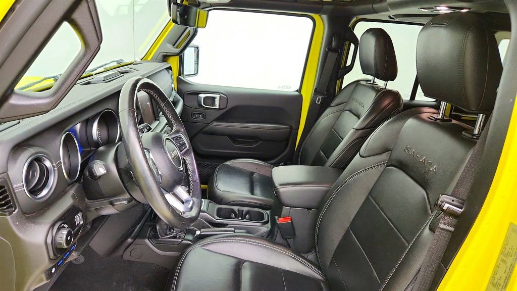 Used 2023 Jeep Wrangler Unlimited Sahara w/ Cold Weather Group AWD/4WD image 20