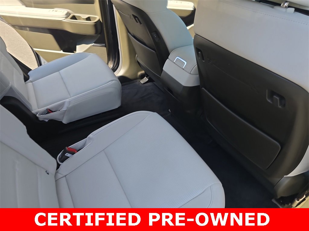 Used 2025 Hyundai Santa Fe Calligraphy image 11