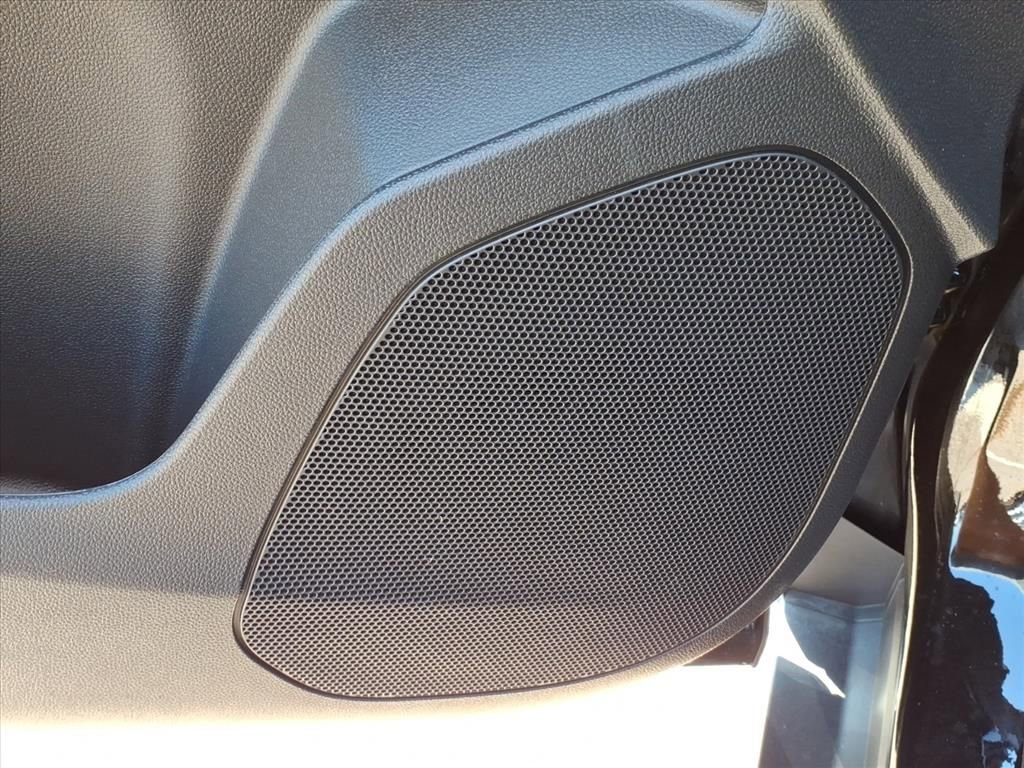 New 2025 Chevrolet Trax ACTIV w/ Driver Confidence Package image 14