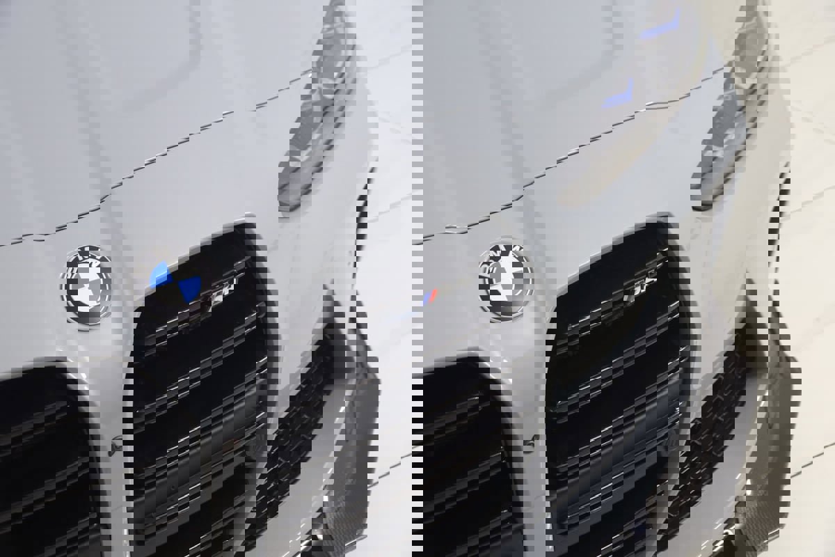 Used 2021 BMW M4 Coupe w/ Executive Package image 22