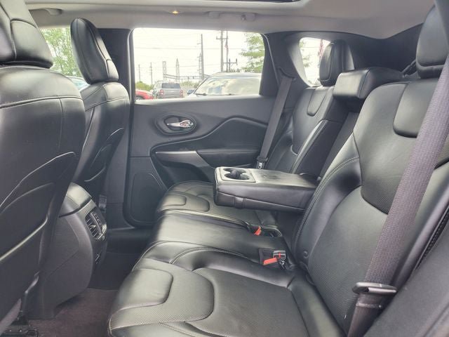 Used 2019 Jeep Cherokee Limited w/ Trailer Tow Group AWD/4WD image 27