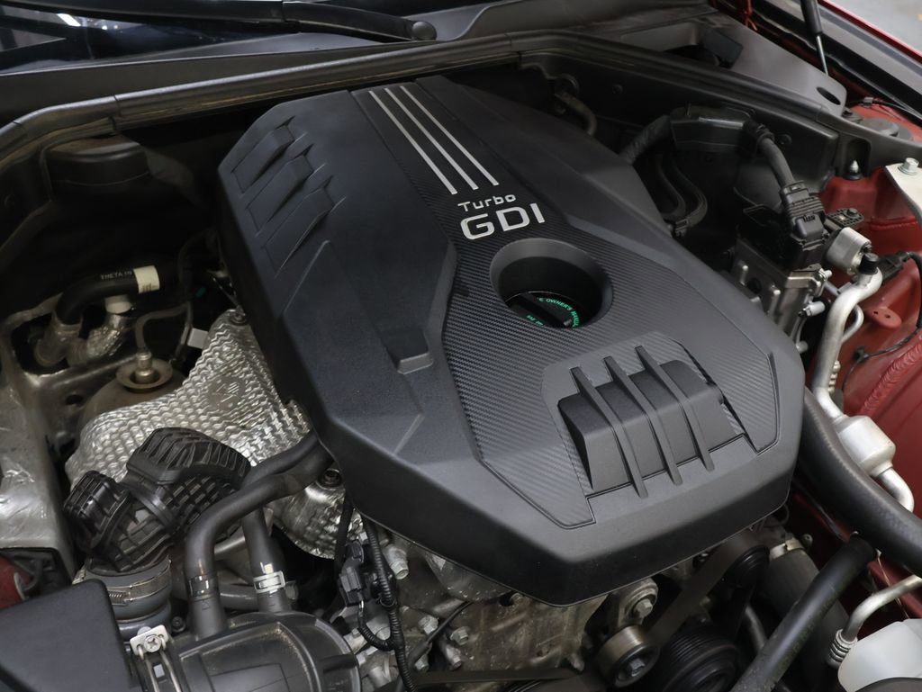 Used 2023 Genesis G70 2.0T image 24