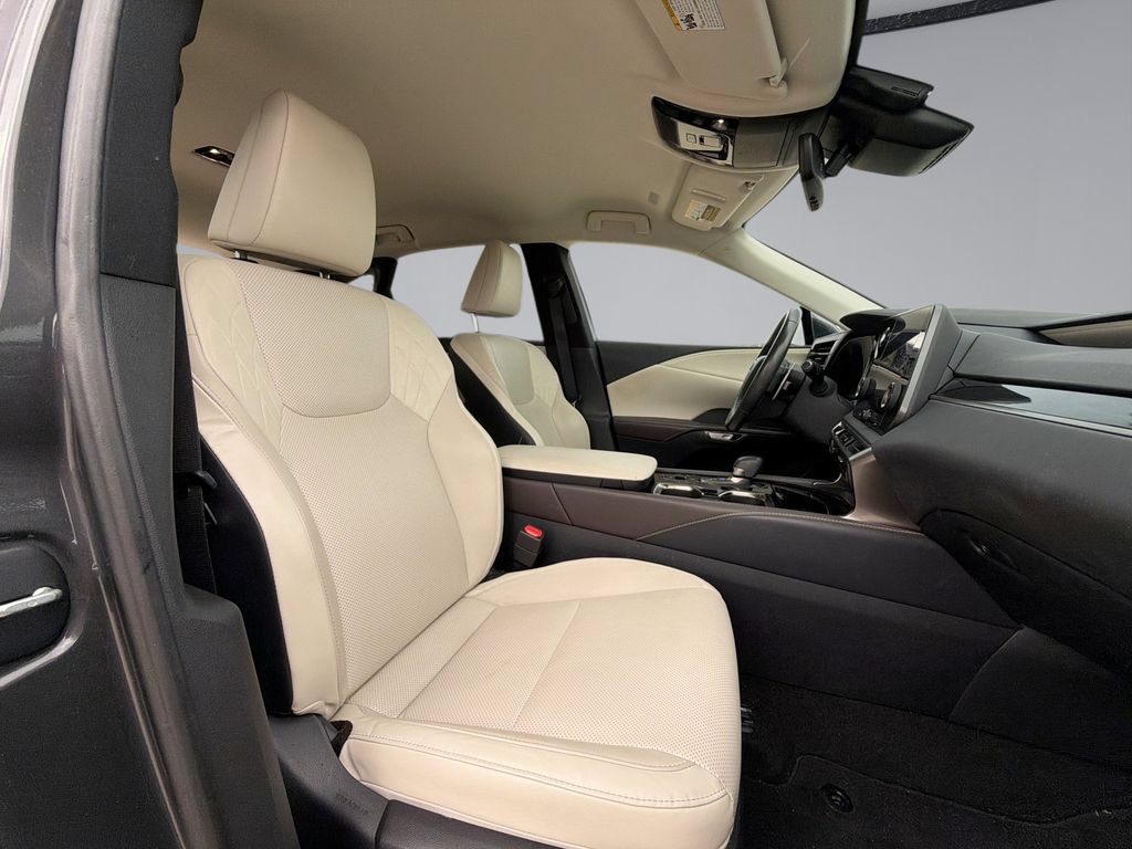 Used 2024 Lexus RX 350 FWD w/ Technology Package image 16