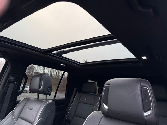 Used 2023 Cadillac Escalade Sport AWD/4WD image 29