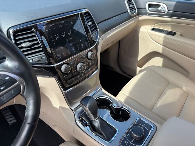 Used 2020 Jeep Grand Cherokee Limited image 37