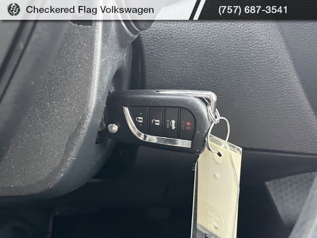 Used 2024 Toyota Corolla LE image 34