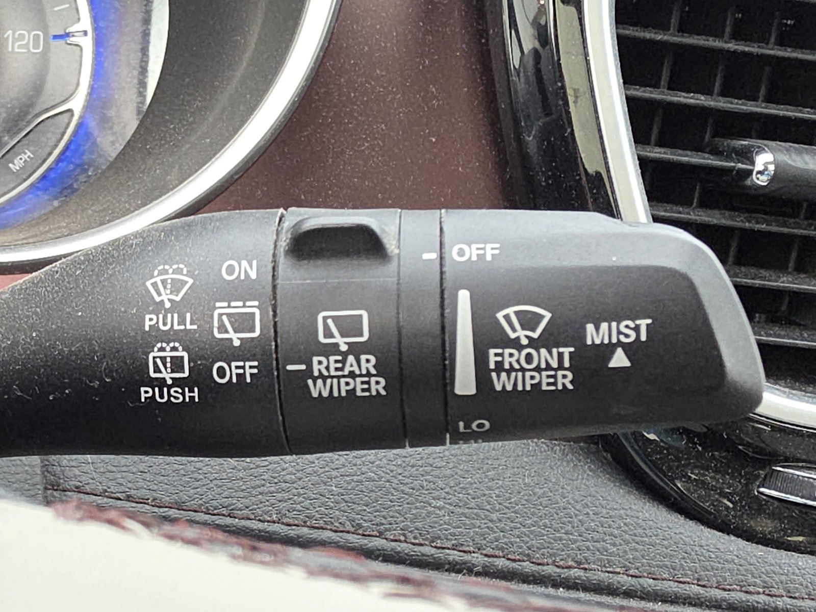 Used 2020 Chrysler Pacifica Limited image 14