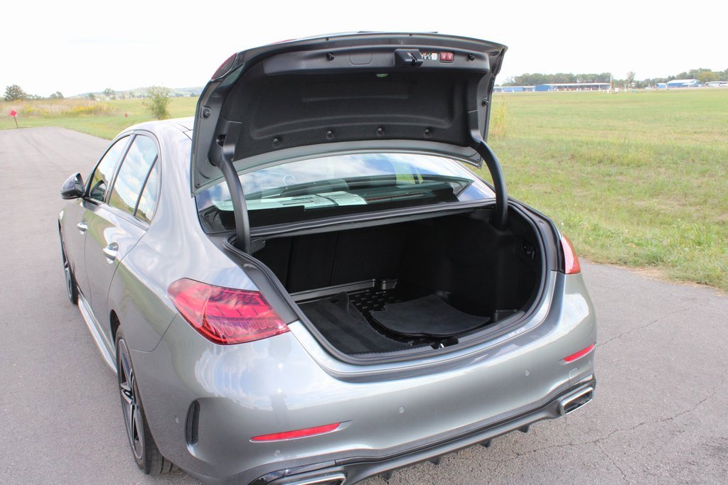 Used 2024 Mercedes-Benz C 300 4MATIC Sedan image 37