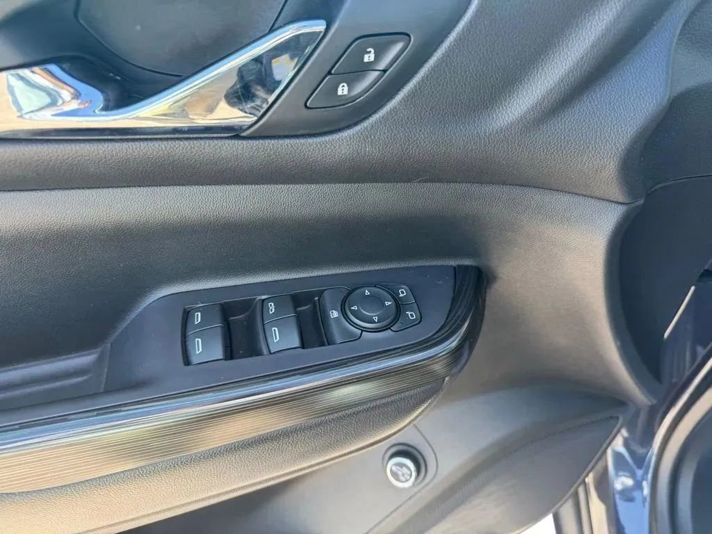 Used 2019 GMC Acadia SLE w/ Driver Alert Package I image 12