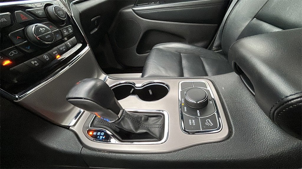 Used 2021 Jeep Grand Cherokee Limited image 24