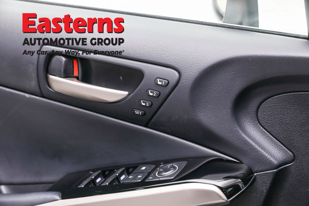 Used 2018 Lexus IS 300 AWD w/ Comfort Package image 22