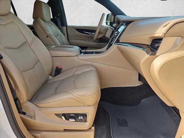 Used 2019 Cadillac Escalade Platinum image 25