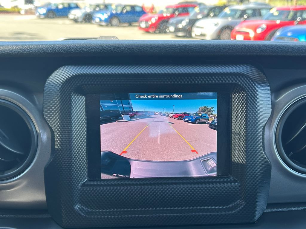 Used 2023 Jeep Gladiator Sport image 22