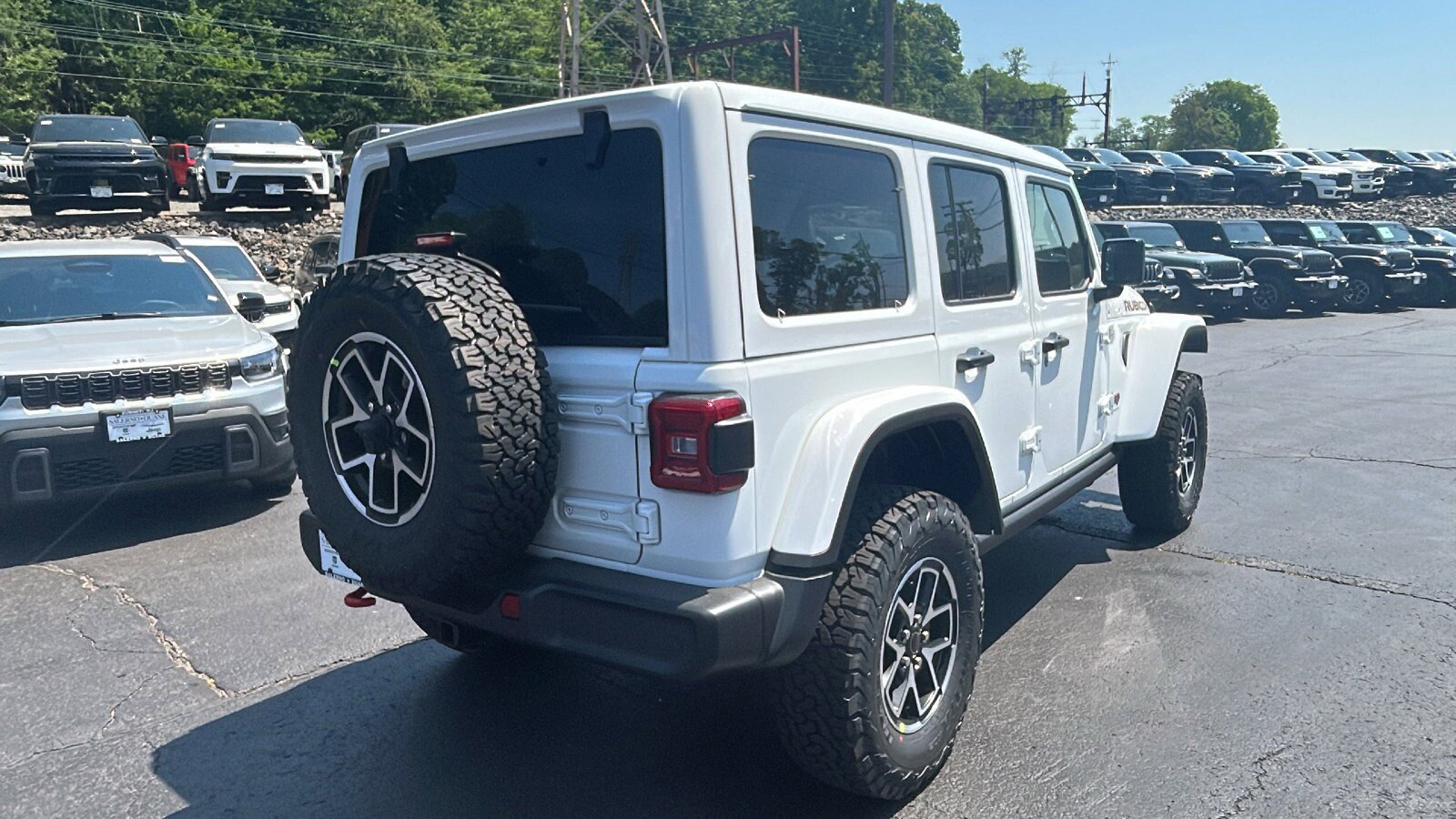 New 2026 Jeep Wrangler Unlimited Rubicon AWD/4WD image 5